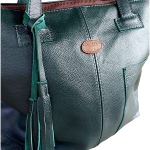 Cazimi leather tote bag Forest green leather tote bag with tassle detail