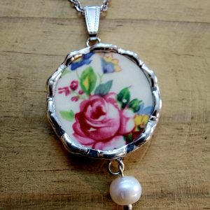 Vintage porcelain necklace