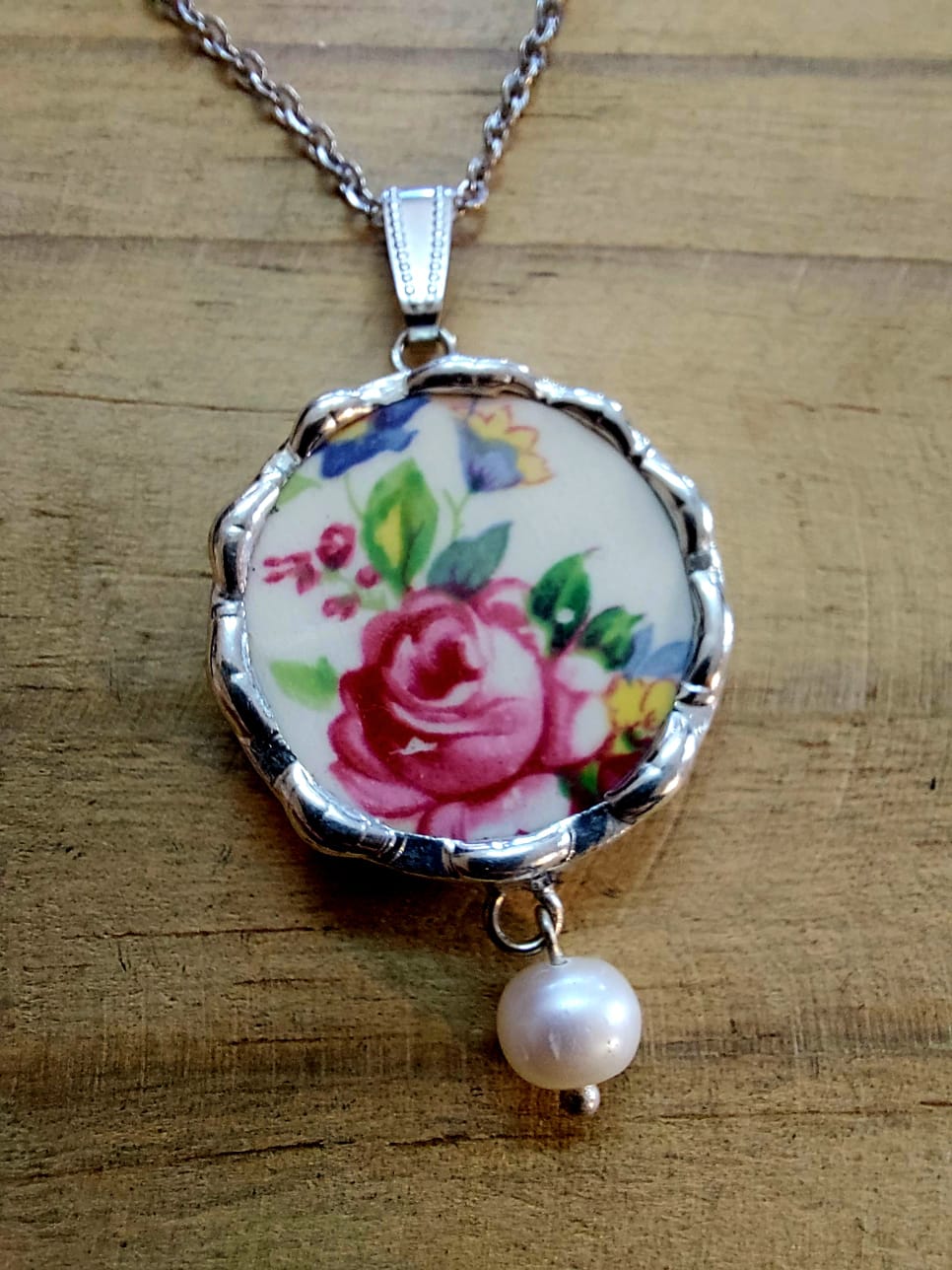 Vintage porcelain necklace