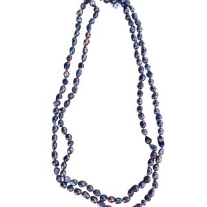 One long 1.8m strand of irregular dark grey string of pearls