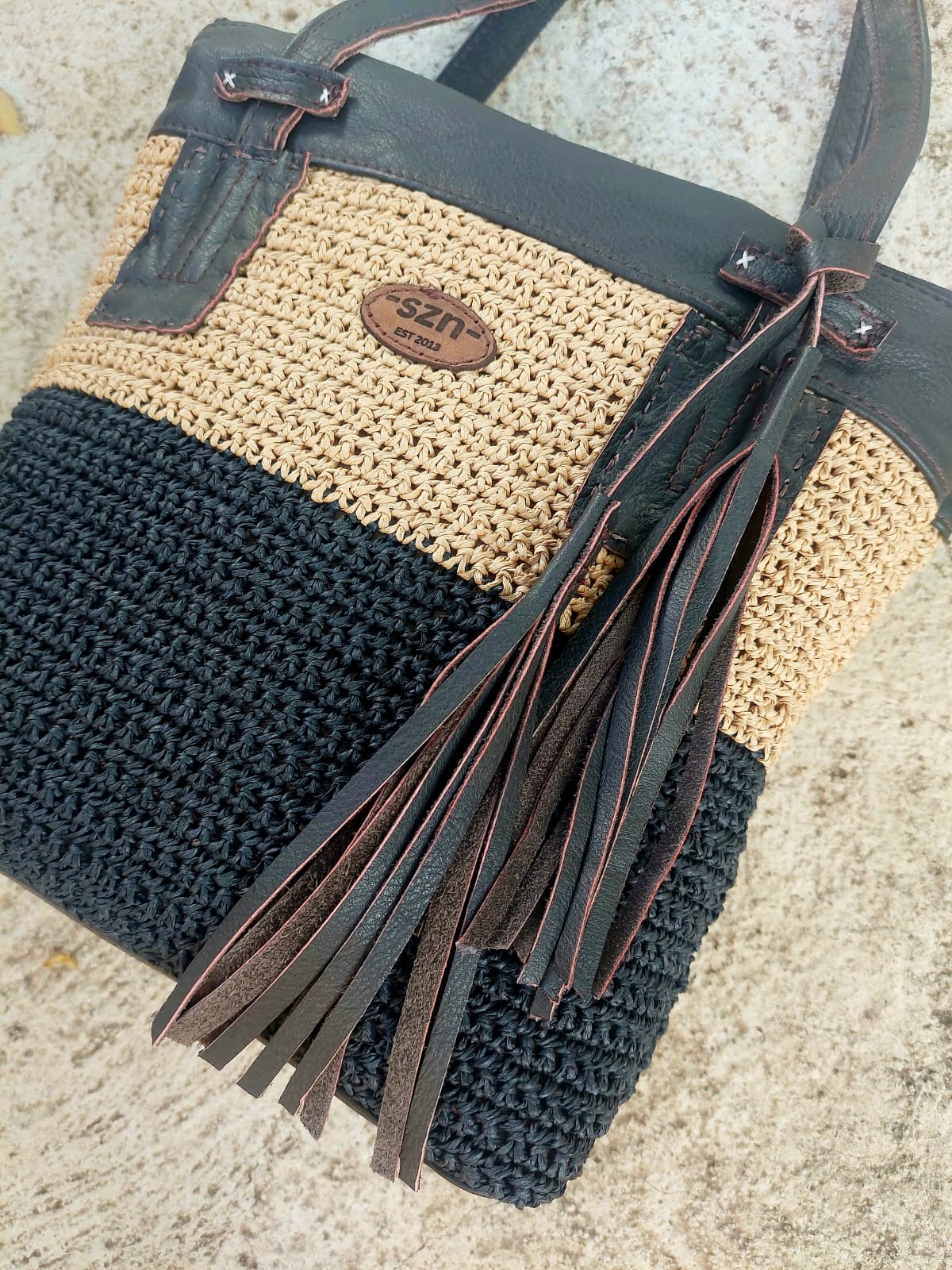 Jadida raffia and leather handbag - Image 4
