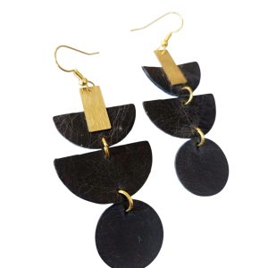 szn blk dangle ear 2