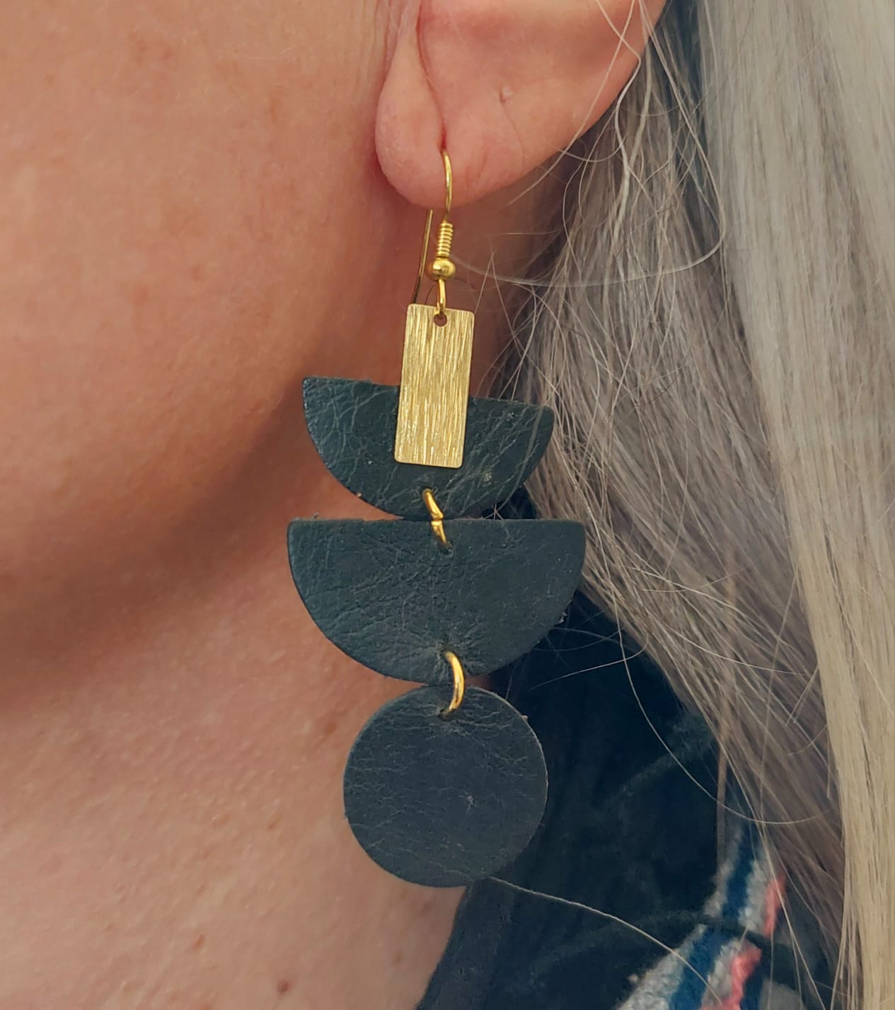 Khalani Earring Halfmoon dangle - Image 3