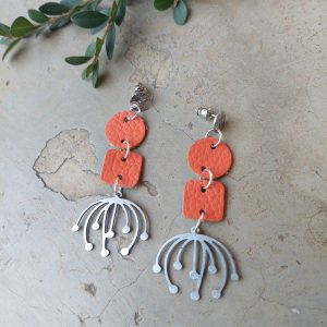 Khalani Bloom earrings orange